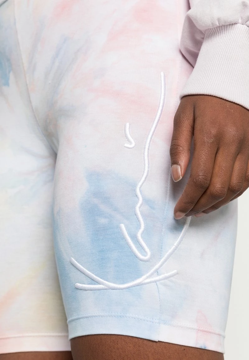 Bilancio π Karl Kani SIGNATURE TIE DYE CYCLING - Shorts - Multicolor, Donna π 7 Bilancio π Karl Kani SIGNATURE TIE DYE CYCLING - Shorts - Multicolor, Donna π - immagine 5