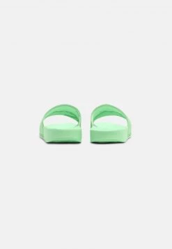 Le migliori recensioni di 👏 Karl Kani SIGNATURE POOL SLIDE - Ciabattine - Green, Donna 💯 -Sconto Karl Kani in Italia 07d096ea9cc9456093c35b0880651ff6