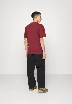 I primi 10 ⭐ Karl Kani RETRO WASHED TEE UNISEX - T-shirt Con Stampa - Dark Red 🧨 -Sconto Karl Kani in Italia 0a32aedc60c14561b3ccbc14334d88da