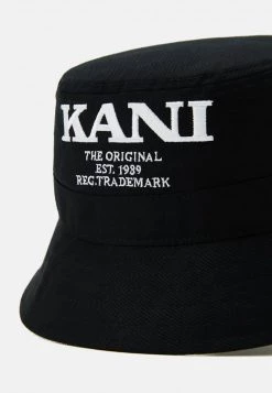 Miglior offerta 👍 Karl Kani SIGNATURE BUCKET HAT UNISEX - Cappello - Black 🔔 -Sconto Karl Kani in Italia 0d3eb407f0d64d23a17fee110206b85c