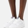 Bilancio π Karl Kani 89 CLASSIC - π Sneakers Basse - White, Donna π 2 Bilancio π Karl Kani 89 CLASSIC - π Sneakers Basse - White, Donna π -Sconto Karl Kani in Italia 0f44ead1510a4fac98ec2ab739f5cd7e