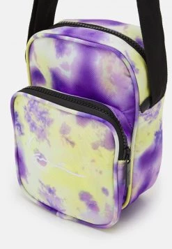 Vendita lampo 🛒 Karl Kani SIGNATURE TIE DYE MESSENGER - Borsa A Tracolla - Lilac/yellow, Uomo ✨ -Sconto Karl Kani in Italia 0ff87aab7aed4dbca6f072f36277da1f