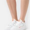 Promo π Karl Kani 89 UP - π Sneakers Basse - White/bok Choi/orange Tiger, Donna π 2 Promo π Karl Kani 89 UP - π Sneakers Basse - White/bok Choi/orange Tiger, Donna π -Sconto Karl Kani in Italia 1da6f0769dc74d87a34fdc659d953a71