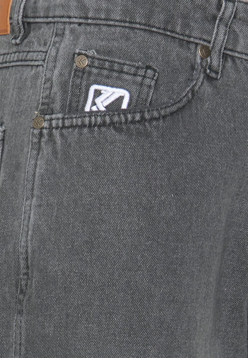 Presa 𧨠Karl Kani SMALL SIGNATURE FIVE POCKET - π Jeans Tapered Fit - Light Grey, Uomo π 5 Presa 𧨠Karl Kani SMALL SIGNATURE FIVE POCKET - π Jeans Tapered Fit - Light Grey, Uomo π - immagine 3