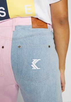 I primi 10 π Karl Kani BLOCK WIDE LEG PANTS - π Jeans Baggy - Rose/blue, Donna π 19 I primi 10 π Karl Kani BLOCK WIDE LEG PANTS - π Jeans Baggy - Rose/blue, Donna π -Sconto Karl Kani in Italia 20b305264c964a4fbc9f8b72fe60fc25