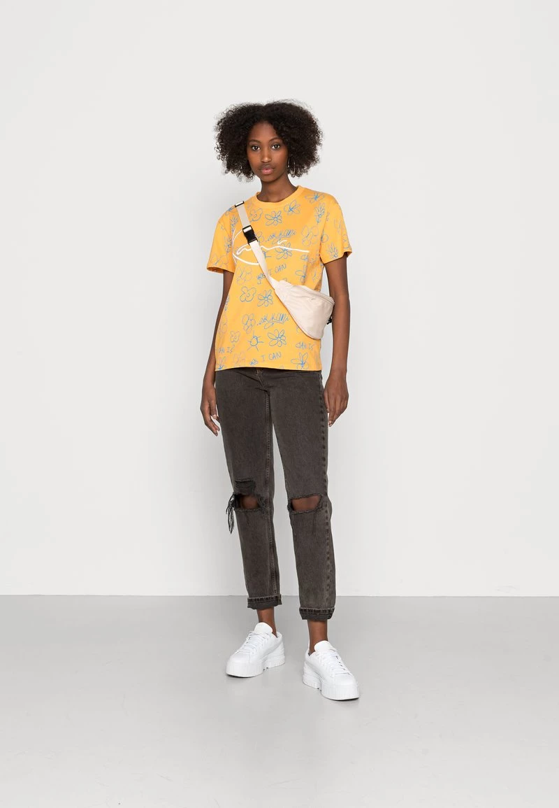 Bilancio π Karl Kani SIGNATURE FLOWER TEE LIGHT - T-shirt Con Stampa - Light Orange, Donna π 4 Bilancio π Karl Kani SIGNATURE FLOWER TEE LIGHT - T-shirt Con Stampa - Light Orange, Donna π - immagine 2