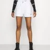 Acquistare 🌟 Karl Kani SIGNATURE - Shorts - White, Donna 👍