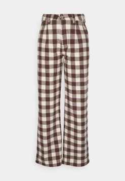 A buon mercato ✔️ Karl Kani RETRO WIDE LEG CHECK PANTS - Pantaloni - Sand, Donna ⭐ -Sconto Karl Kani in Italia 2685ee9a964249b1bbdb0ea04775eec8