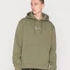 Miglior offerta 🤩 Karl Kani SMALL SIGNATURE ESSENTIAL HOODIE UNISEX - Felpa - Military Green 🥰 1 Miglior offerta 🤩 Karl Kani SMALL SIGNATURE ESSENTIAL HOODIE UNISEX - Felpa - Military Green 🥰 -Sconto Karl Kani in Italia 277e12ace2524d0096526537750bec8d