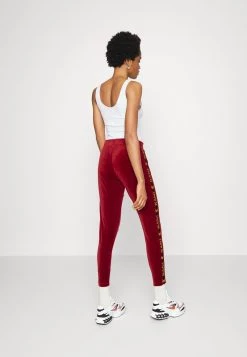 Bilancio π Karl Kani RETRO TAPE - Leggings - Red, Donna π 10 Bilancio π Karl Kani RETRO TAPE - Leggings - Red, Donna π -Sconto Karl Kani in Italia 2d2dd3941d354d299e67d89b2c7276a5