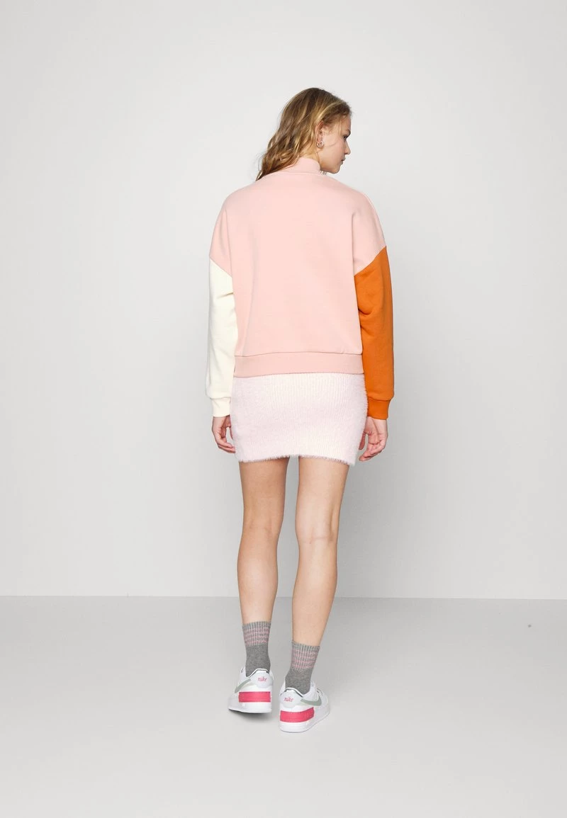 Le migliori recensioni di π Karl Kani SMALL SIGNATURE BLOCK CREW - Felpa - Rose, Donna π₯ 5 Le migliori recensioni di π Karl Kani SMALL SIGNATURE BLOCK CREW - Felpa - Rose, Donna π₯ - immagine 3