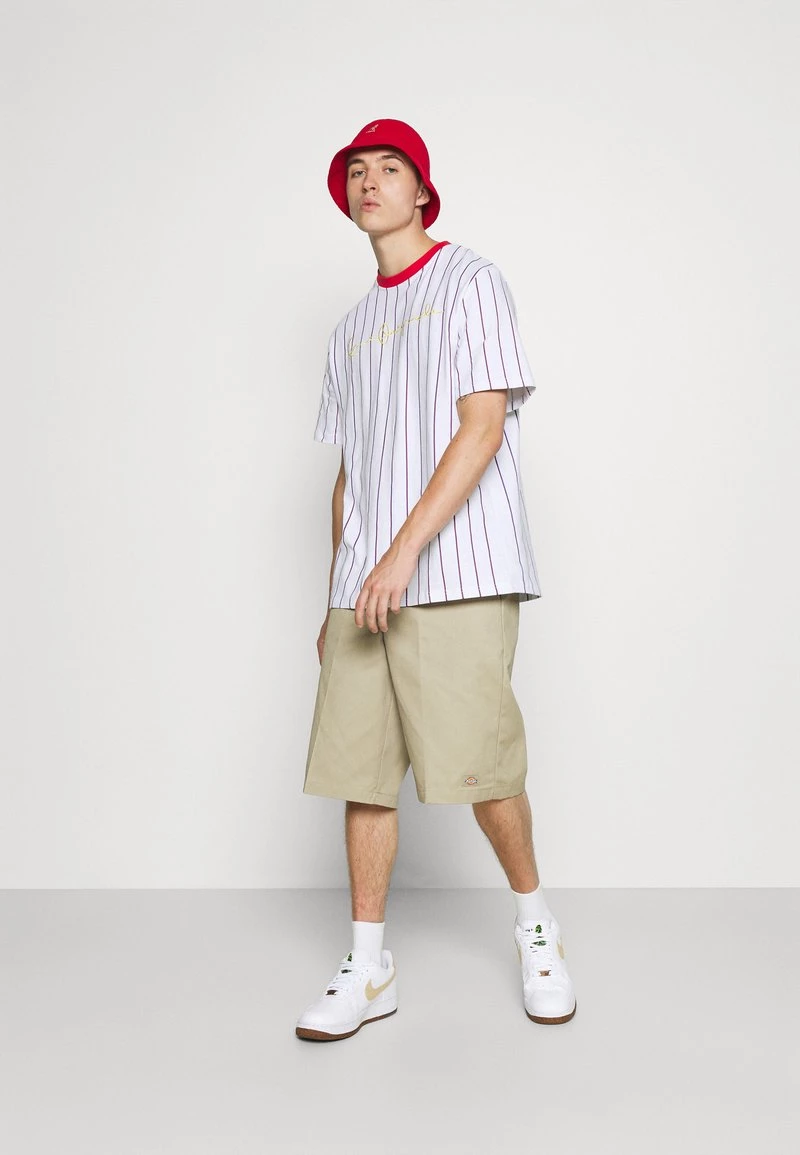 Miglior offerta π― Karl Kani ORIGINALS PINSTRIPE TEE UNISEX - T-shirt Con Stampa - White π 4 Miglior offerta π― Karl Kani ORIGINALS PINSTRIPE TEE UNISEX - T-shirt Con Stampa - White π - immagine 2