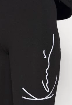 Il più economico 👏 Karl Kani SIGNATURE CYCLING - Shorts - Black, Donna 👍 -Sconto Karl Kani in Italia 40546e0b5c954ff49637868f434510f5