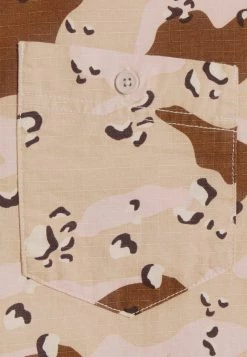 I primi 10 🔔 Karl Kani SMALL SIGNATURE WASHED CAMO RESORT 👚 SHIRT - Camicia - Sand, Uomo 🌟 -Sconto Karl Kani in Italia 458fa5362dc34550a61d4e7a4ecc93c5