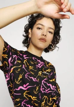 Sconto 🥰 Karl Kani 3D SIGNATURE TEE - T-shirt Con Stampa - Black/orange/pink, Donna 🎁 -Sconto Karl Kani in Italia 4825dd1b479d489c850b730ce3f5564a