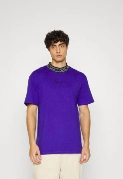 Promo 👍 Karl Kani SMALL SIGNATURE TAPE TEE UNISEX - T-shirt Con Stampa - Lilac 😉