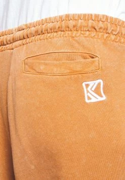 Nuovo 🛒 Karl Kani SMALL SIGNATURE WASHED UNISEX - Pantaloni Sportivi - Ocher 🔥 -Sconto Karl Kani in Italia 53b4867caa6b43e5a2e5f9bb1be2e559