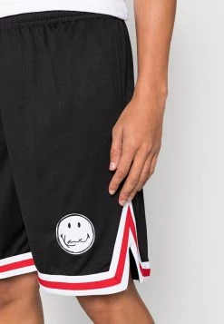I primi 10 π KARL KANI X SMILEY® SMALL SIGNATURE SCRIBBLE - Shorts - Black, Uomo π 11 I primi 10 π KARL KANI X SMILEY® SMALL SIGNATURE SCRIBBLE - Shorts - Black, Uomo π -Sconto Karl Kani in Italia 5805b1e7c57d42f2b6dce8fbf14b8783