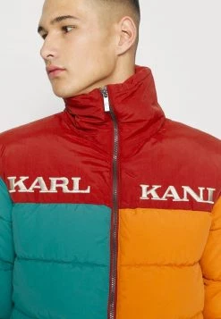 Il più economico 😉 Karl Kani UNISEX RETRO BLOCK PUFFER JACKET - Giacca Invernale - Dark Red ⭐ -Sconto Karl Kani in Italia 5ad44ea4e6e3463e980c25bc788adbc1