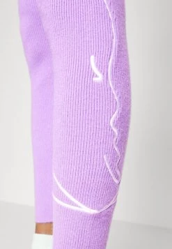 Il più economico 🔥 Karl Kani SIGNATURE - Leggings - Purple, Donna ❤️ -Sconto Karl Kani in Italia 5ae011123f7d42578aff8d8f14c11092