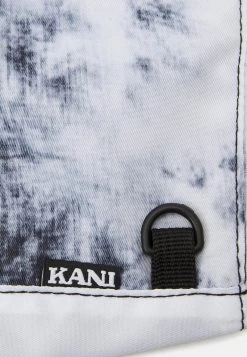 Bilancio 😀 Karl Kani SIGNATURE TIE DYE BODY BAG UNISEX - Borsa A Tracolla - Black 🧨 -Sconto Karl Kani in Italia 607f1a593f5f4714898bab84be18056b