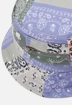 Il più economico ⌛ Karl Kani SIGNTAURE PAISLEY BUCKET HAT - Cappello - Multicolor, Unisex 🔥 -Sconto Karl Kani in Italia 64fd6a7b582f415289bb5cc3cdf6bef9