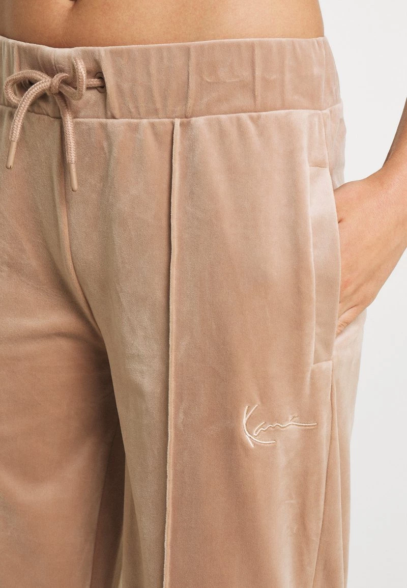 Bilancio π₯° Karl Kani SMALL SIGNATURE - Pantaloni Sportivi - Dark Sand, Donna π 7 Bilancio π₯° Karl Kani SMALL SIGNATURE - Pantaloni Sportivi - Dark Sand, Donna π - immagine 5