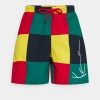 Nuovo 🧨 Karl Kani SIGNATURE RESORT UNISEX - Shorts - Red 🛒 -Sconto Karl Kani in Italia 7252b5a53b7e44db98ef6d8273e87897