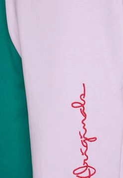 Miglior offerta 🎁 Karl Kani ORIGINALS BLOCK UNISEX - Shorts - Lilac 👍 -Sconto Karl Kani in Italia 752f652c41e64ec7bc11e42a683d1349