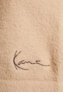 Acquistare 🧨 Karl Kani SMALL SIGNATURE - Shorts - Taupe, Donna ✨ -Sconto Karl Kani in Italia 75dd43ce05164f638cbacb2885c796cb