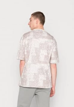 Bilancio 💯 Karl Kani SMALL SIGNATURE TEE LIGHT UNISEX - T-shirt Con Stampa - Sand ✨ -Sconto Karl Kani in Italia 80bfdfedfd6044a68c0e42186b910445