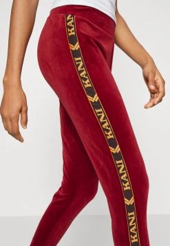 Bilancio π Karl Kani RETRO TAPE - Leggings - Red, Donna π 13 Bilancio π Karl Kani RETRO TAPE - Leggings - Red, Donna π -Sconto Karl Kani in Italia 81cda63827fb4319a8a456a1dbfdc146