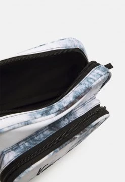 Miglior prezzo ❤️ Karl Kani SIGNATURE TAPE SMALL BAG UNISEX - Borsa A Tracolla - Black 😀 -Sconto Karl Kani in Italia 83d0f6bef4bf40fcb5e5a1189a45940c