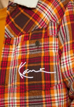 Acquistare 💯 Karl Kani CHEST SIGNATURE UNISEX - Camicia - Dark Red 👏 -Sconto Karl Kani in Italia 853b7e3e55d64d188d33529e6725d526