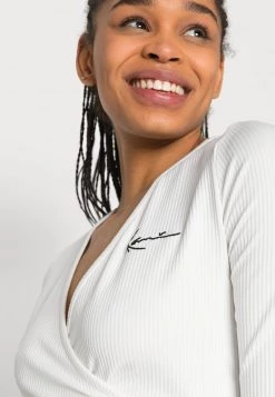 Le migliori recensioni di 🥰 Karl Kani Cardigan - White, Donna 😉 -Sconto Karl Kani in Italia 87cc196856d746bebb809bc9b5332514