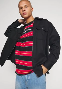 Nuovo π Karl Kani ORIGINALS STRIPE TEE UNISEX - T-shirt Con Stampa - Red/black/green π₯ 11 Nuovo π Karl Kani ORIGINALS STRIPE TEE UNISEX - T-shirt Con Stampa - Red/black/green π₯ -Sconto Karl Kani in Italia 89163be8cb6a4ccb826bea3d6a1e7424