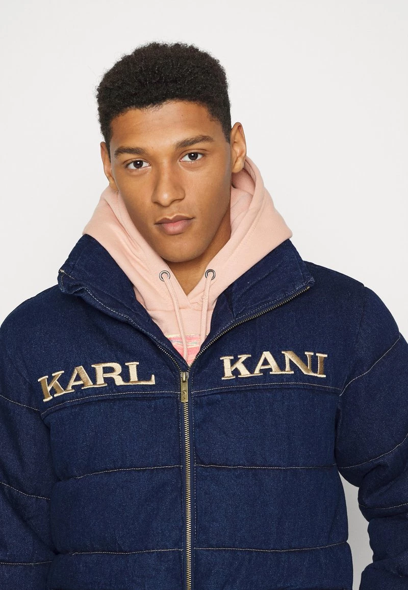 Miglior prezzo π Karl Kani UNISEX RETRO RINSED BLOCK PUFFER - Giacca Invernale - Blue π 7 Miglior prezzo π Karl Kani UNISEX RETRO RINSED BLOCK PUFFER - Giacca Invernale - Blue π - immagine 5