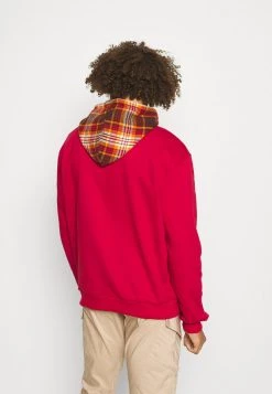 Vendita all'ingrosso 💯 Karl Kani SIGNATURE PATCH HOODIE UNISEX - Felpa - Dark Red ❤️ -Sconto Karl Kani in Italia 90f254c3c7ce4e7eaf5d04441e563a42