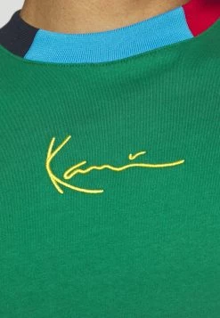 A buon mercato π Karl Kani UNISEX SMALL SIGNATURE TEE - T-shirt Con Stampa - Green π€© 13 A buon mercato π Karl Kani UNISEX SMALL SIGNATURE TEE - T-shirt Con Stampa - Green π€© -Sconto Karl Kani in Italia 91f617b5a06a4880a58e0e6746e9bc0d
