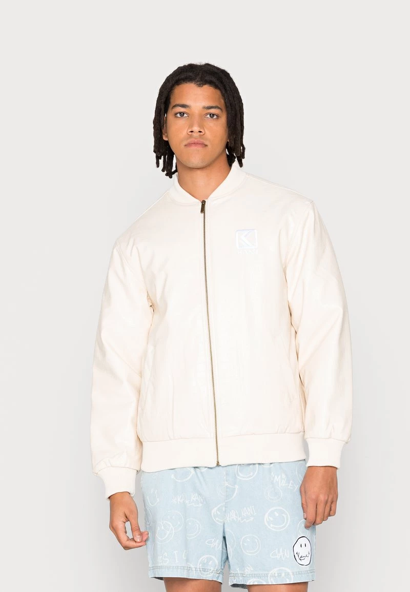 Bilancio β¨ Karl Kani OG CROCO JACKET CREAM - Giubbotto Bomber - Cream, Uomo π 3 Bilancio β¨ Karl Kani OG CROCO JACKET CREAM - Giubbotto Bomber - Cream, Uomo π