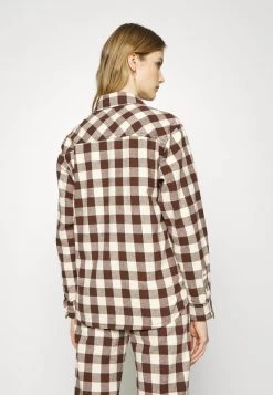 Bilancio ✔️ Karl Kani CHEST SIGNATURE FLANNEL - Camicia - Sand/brown, Donna 🧨 -Sconto Karl Kani in Italia 9e00f1029fab436da38542a527b1cc1a