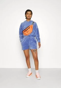 Nuovo 🌟 Karl Kani SIGNATURE - Shorts - Blue, Donna 🔔 -Sconto Karl Kani in Italia a3b38e18df334f4cacd1d0d5c2d15f4c