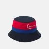 Nuovo di zecca 😀 Karl Kani SIGNATURE BLOCK BUCKET HAT - Cappello - Blue/navy/red, Uomo ⌛ -Sconto Karl Kani in Italia b4fbd625a21844849c13e7158d6ecddf