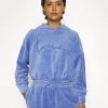 Buono 👏 Karl Kani SIGNATURE CROP NICKI HOODIE - Felpa - Blue, Donna 💯 -Sconto Karl Kani in Italia b53af6bbb6e04f63ba095ab0bf8ac8b0