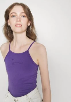 Acquistare ✨ Karl Kani SMALL SIGNATURE WASHED - Top - Purple, Donna 🧨 -Sconto Karl Kani in Italia b8756cf37a5e4ba59714deec85fd5e90