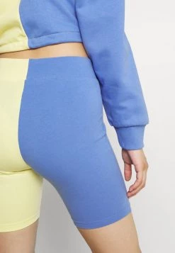 Vendita calda π Karl Kani SIGNATURE BLOCK CYCLING - Shorts - Blue, Donna β 11 Vendita calda π Karl Kani SIGNATURE BLOCK CYCLING - Shorts - Blue, Donna β -Sconto Karl Kani in Italia ba1575912e8e4326b7803c1b85f3475a