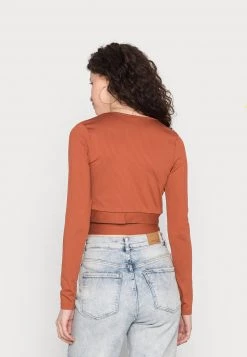 I primi 10 π Karl Kani SMALL SIGNATURE SHORT RUST - Maglietta A Manica Lunga - Rust, Donna βοΈ 9 I primi 10 π Karl Kani SMALL SIGNATURE SHORT RUST - Maglietta A Manica Lunga - Rust, Donna βοΈ -Sconto Karl Kani in Italia bc1e7a4f784546a7a3ee59489ef8ff5c