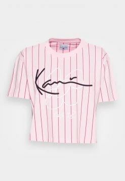 Buono 😍 Karl Kani SIGNATURE CROP TEE - T-shirt Con Stampa - Rose, Donna 🎉 -Sconto Karl Kani in Italia c0dc3a98184a4bc1b7a664980434a247