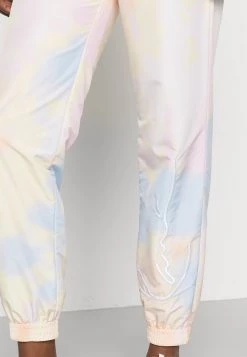 Il più economico ❤️ Karl Kani SIGNATURE TIE DYE TRACKPANTS - Pantaloni Sportivi - Multicolor, Donna 👍 11 Il più economico ❤️ Karl Kani SIGNATURE TIE DYE TRACKPANTS - Pantaloni Sportivi - Multicolor, Donna 👍 -Sconto Karl Kani in Italia c5bc66eebda14c1fbb66947b5bcfd2e3