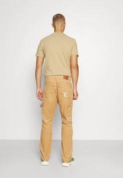 Presa 💯 Karl Kani RETRO PANTS UNISEX - Pantaloni - Sand 👏 -Sconto Karl Kani in Italia c7ba073b8d9b4b0ca779b3ff69dfb8f2